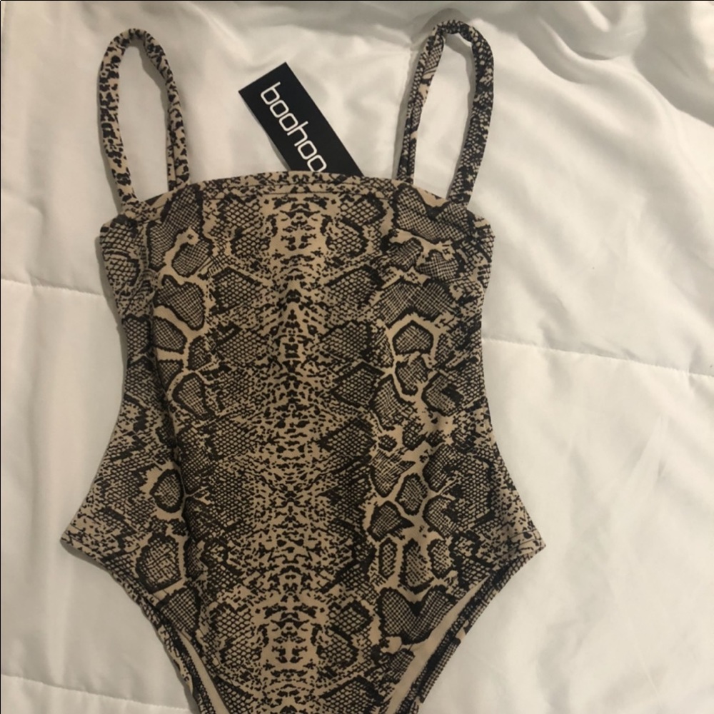 Snakeprint straight neck bodysuit